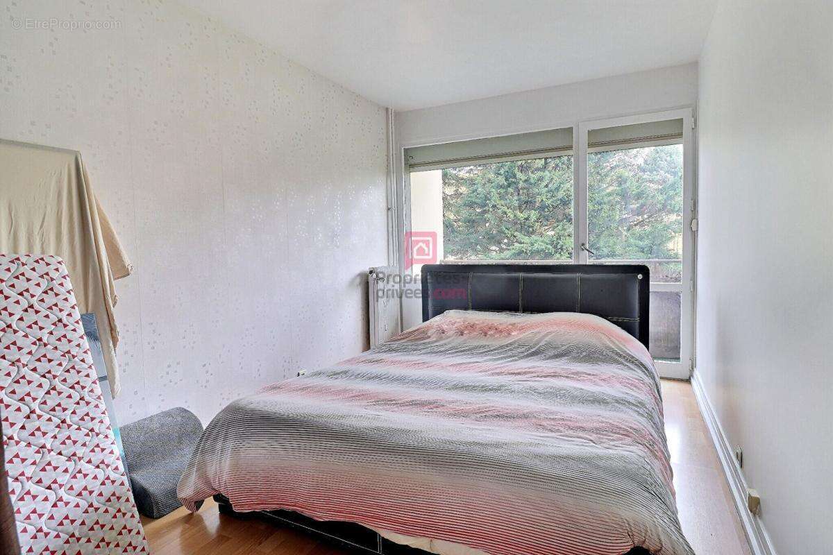 Appartement à SAINT-MICHEL-SUR-ORGE