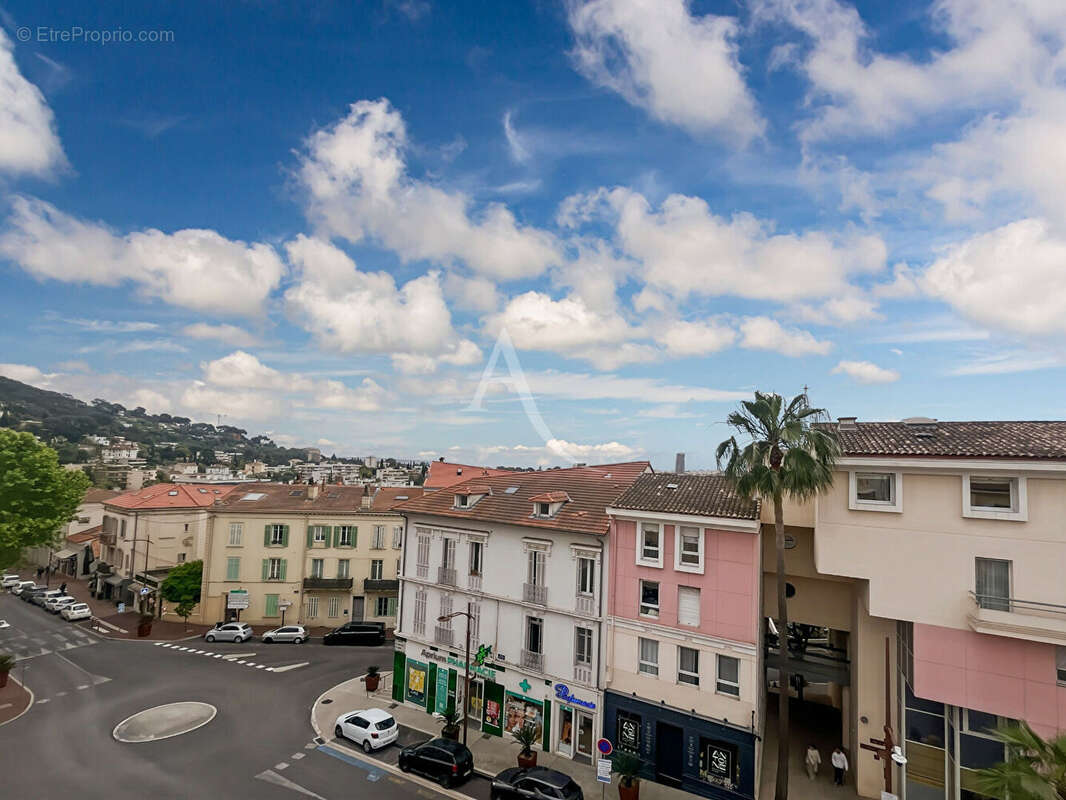 Appartement à LE CANNET