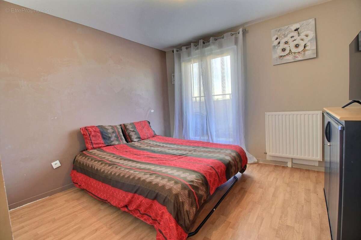 Appartement à CORBEIL-ESSONNES