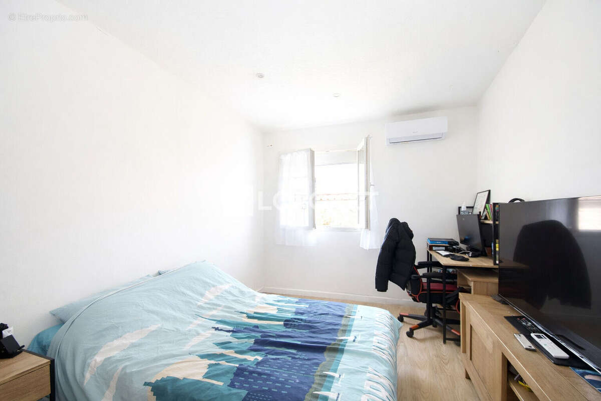 Tourrettes maison mixte habitation & local artisanal  302 m² - photo 11