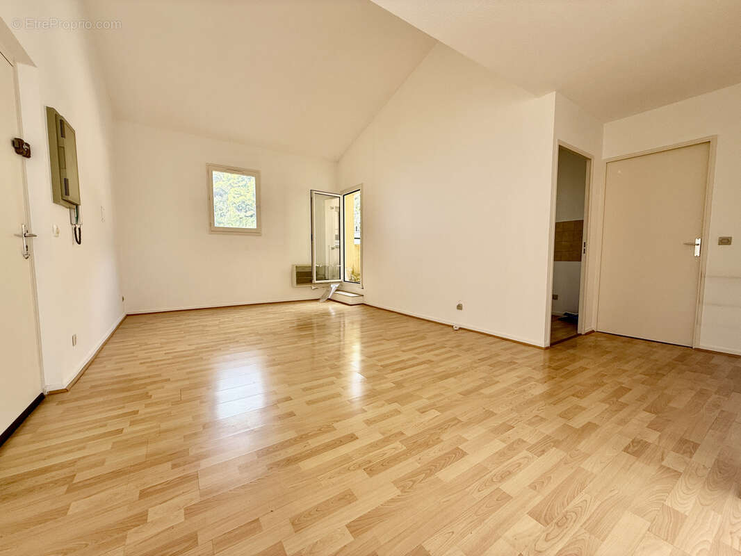 Appartement à ROQUEBRUNE-CAP-MARTIN