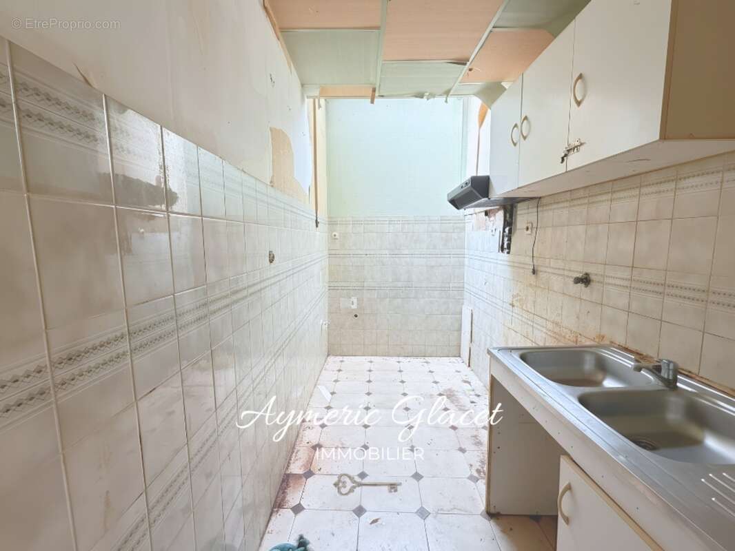 Maison de ville 76 m² à rénover – Cambrai centre – Idéale investisseur - photo 5