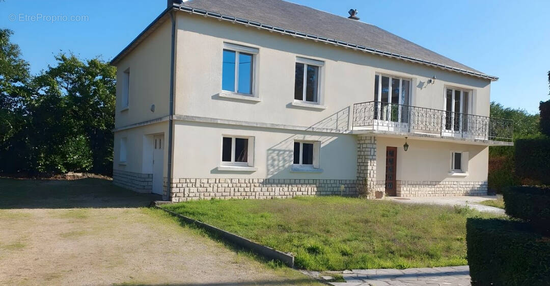 Maison à SAINT-MARTIN-LE-BEAU