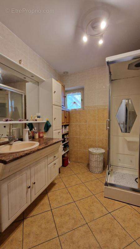 Maison à SAINT-JULIEN-DE-CONCELLES