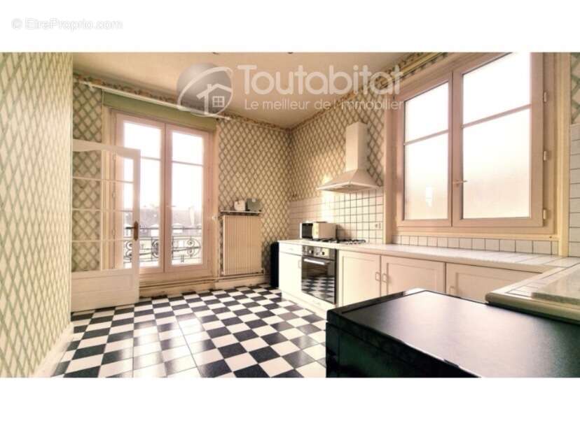 Appartement à CHARLEVILLE-MEZIERES