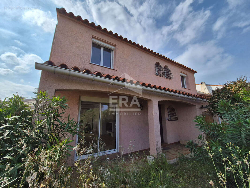 Maison totalement renovée à vendre à Saint Cyprien - Confort moderne - photo 4