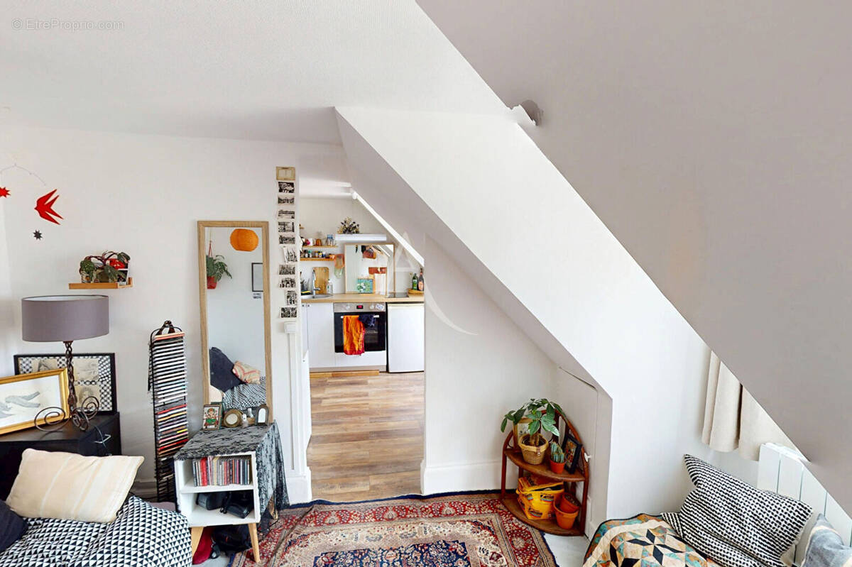 Appartement à PARIS-11E