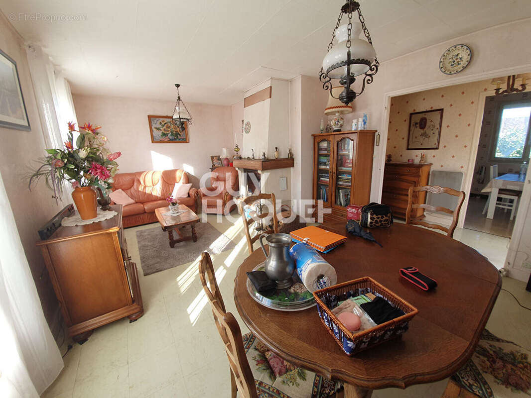 Maison à GURGY