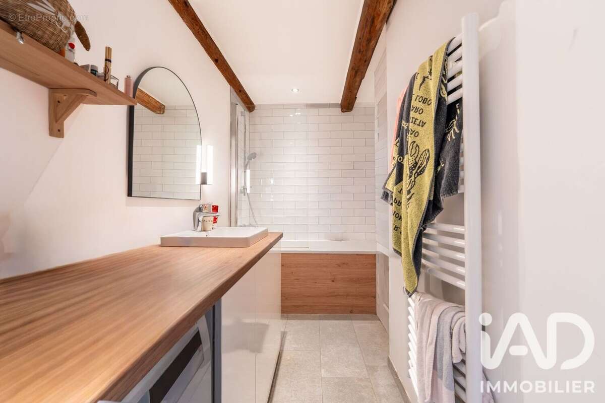 Appartement 102 m² à Sallanches  - photo 8