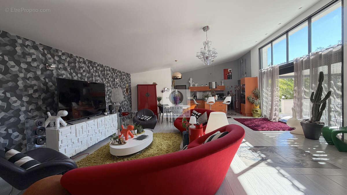 Maison à SAINT-PERAY