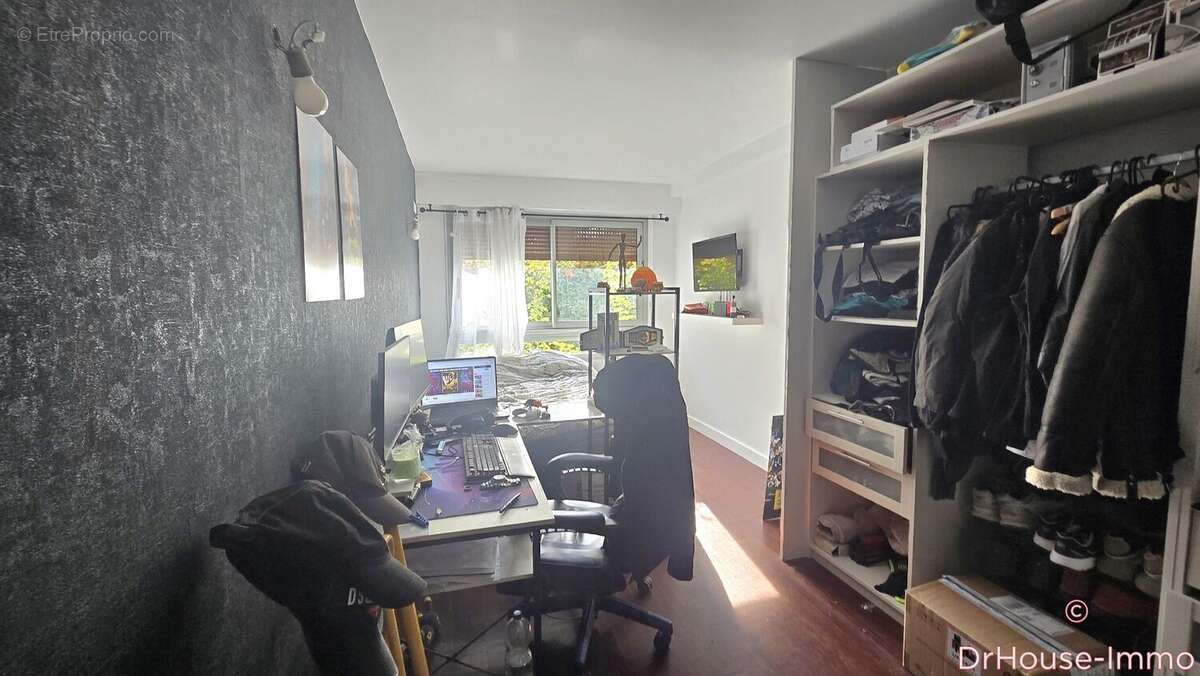 Appartement à AUBERVILLIERS