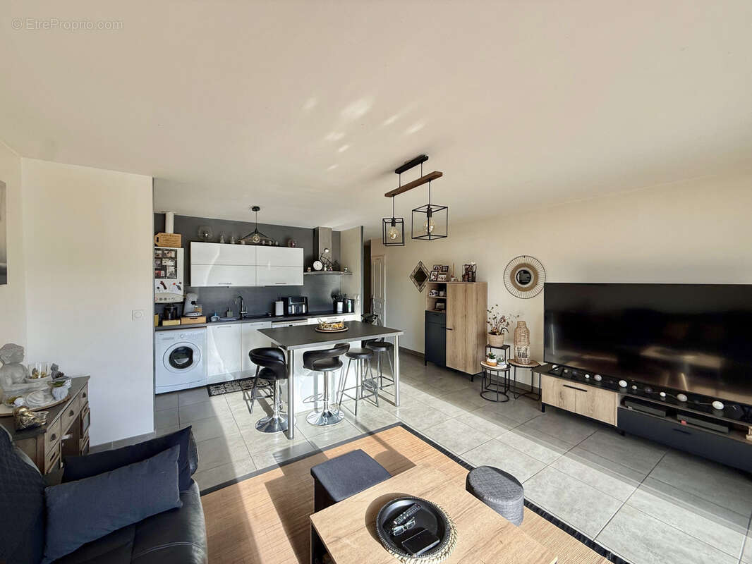 Appartement à BOURG-LES-VALENCE