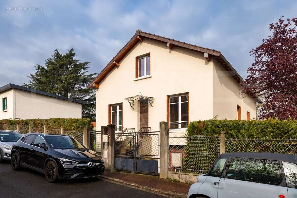 Maison à SAINT-GERMAIN-EN-LAYE
