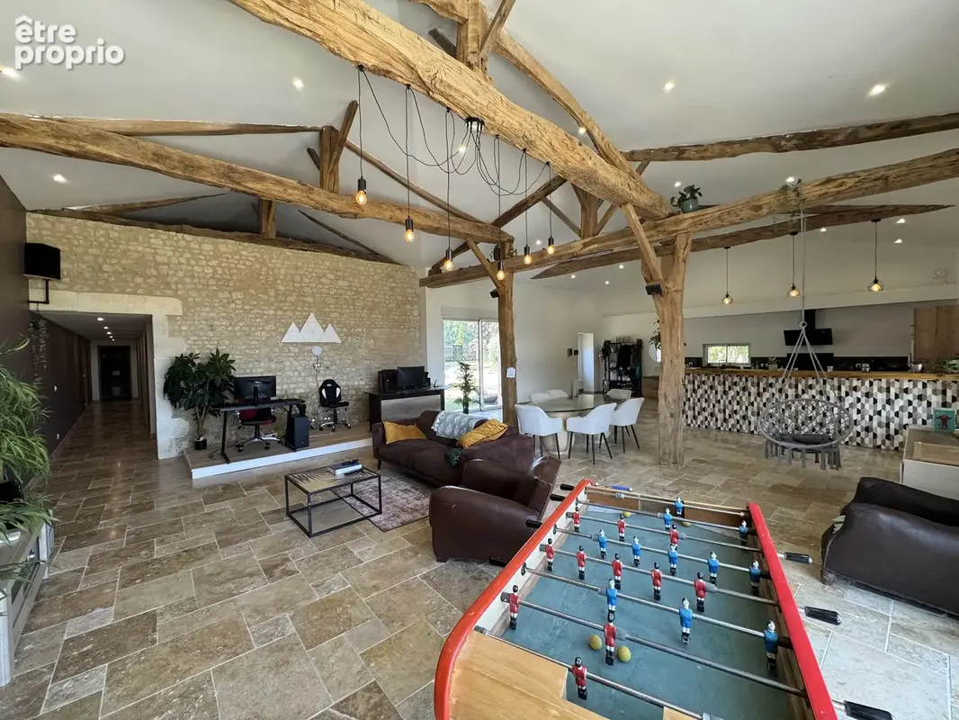 Maison 6 pièces 233 m² à vendre à Berneuil (16480) - photo 319