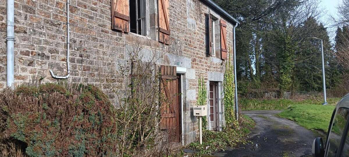Maison à Coulouvray Boisbenatre - photo 2