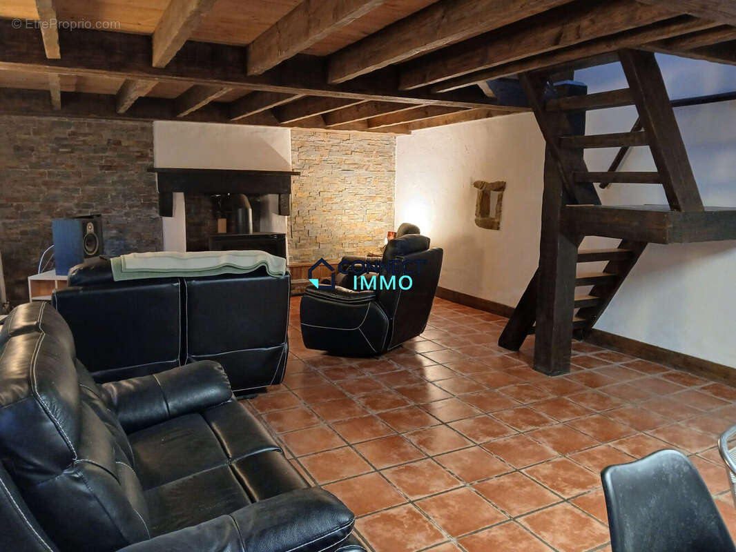 Maison 70 m² à Saint-Hernin  - photo 3