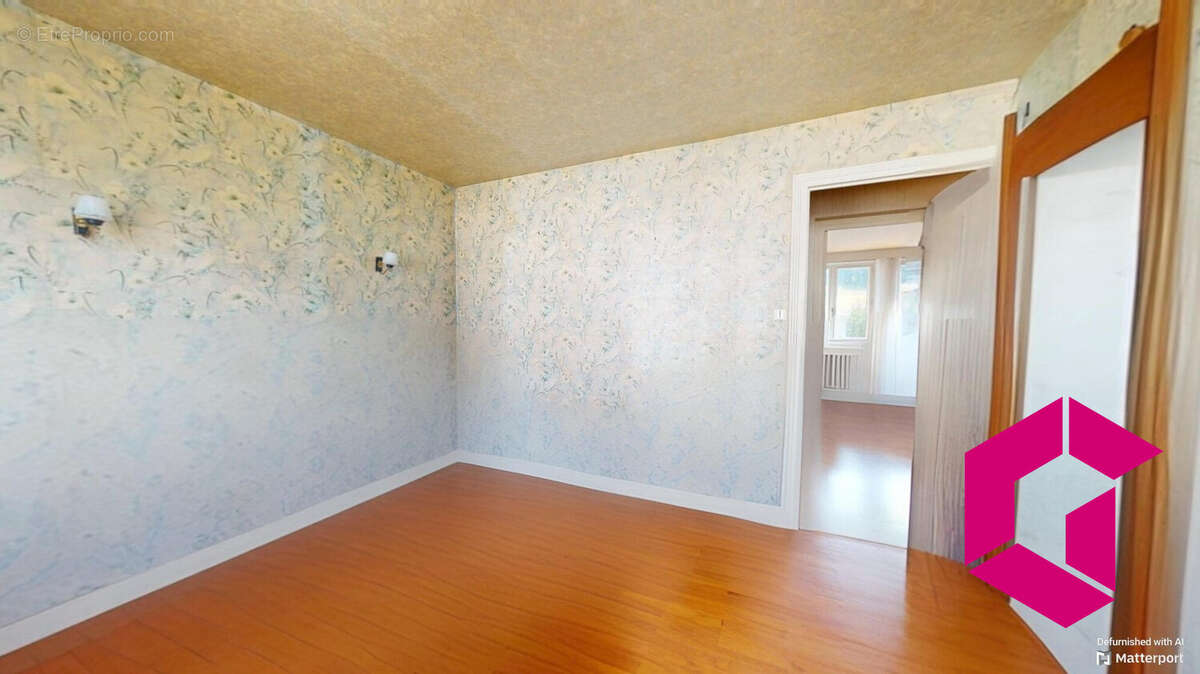 Maison à LA SEAUVE-SUR-SEMENE