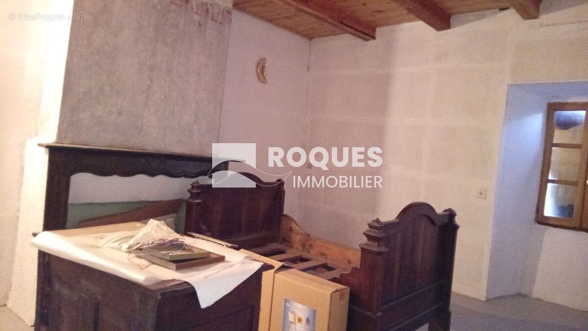 Maison à MOSTUEJOULS
