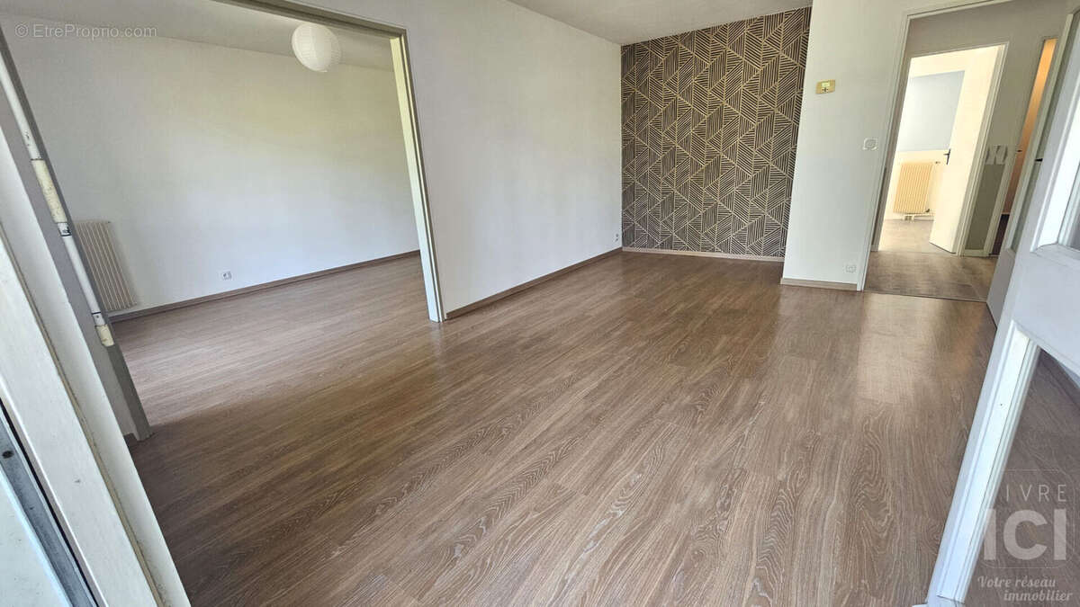Appartement à SAINTE-LUCE-SUR-LOIRE