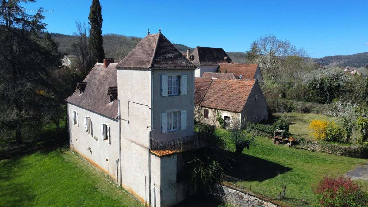 Maison à BOUZIES