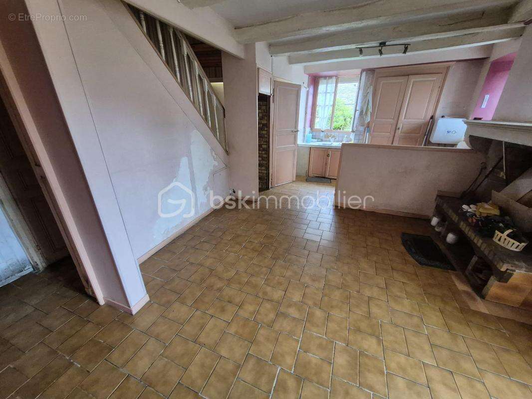 Maison à LATRECEY-ORMOY-SUR-AUBE