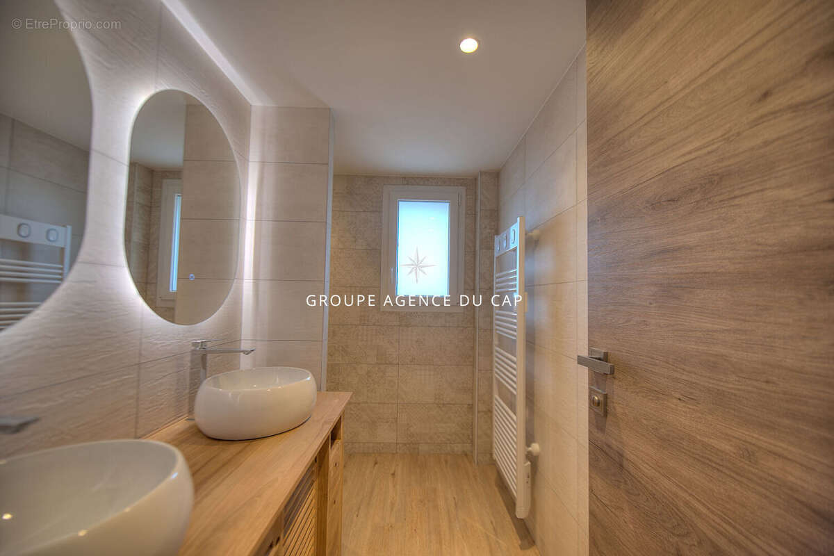 Maison à SAINT-RAPHAEL