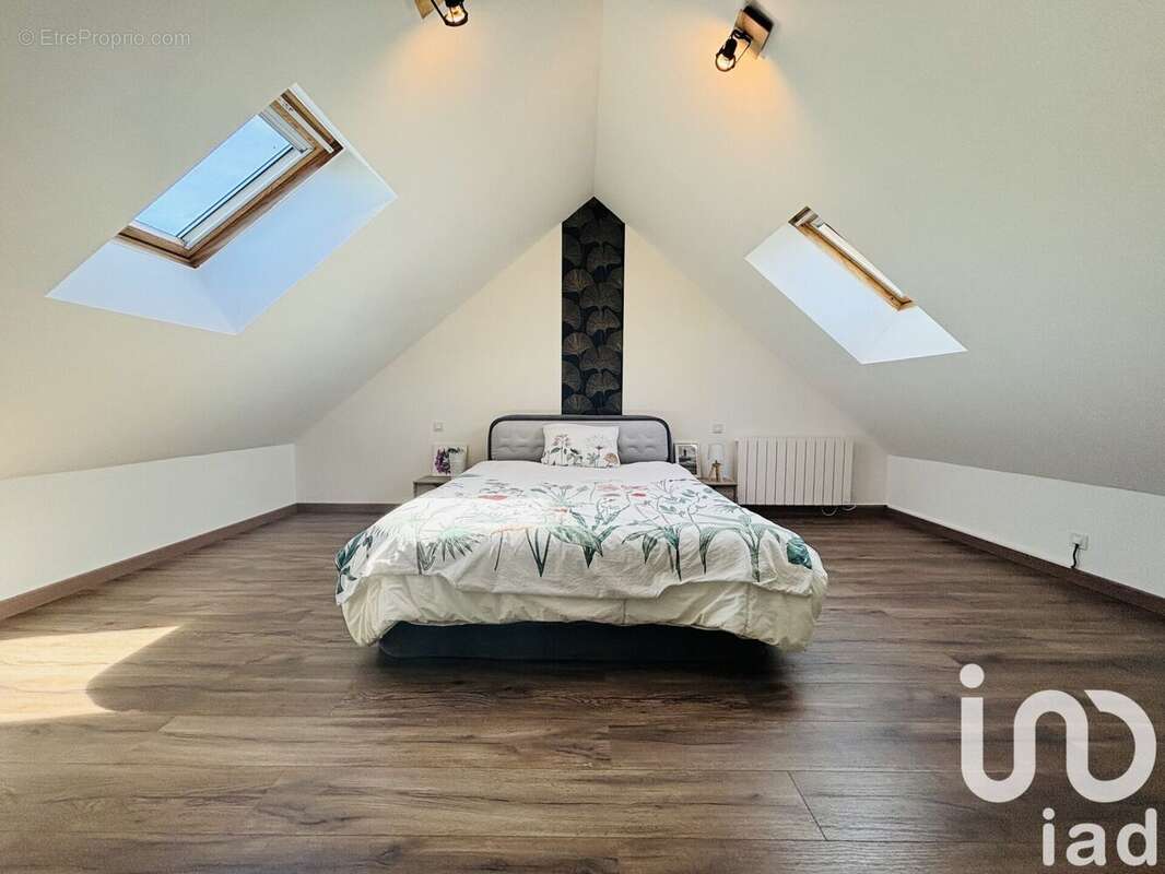 Photo 6 - Maison à ROUGE