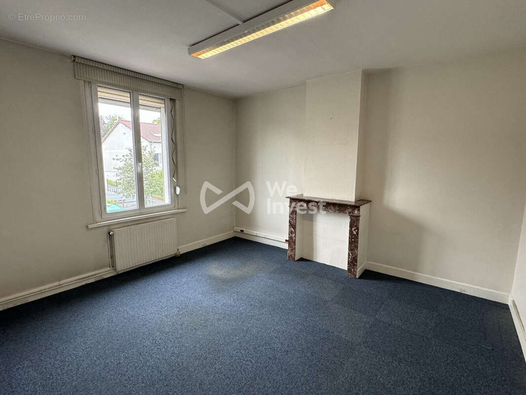 Maison à AVESNES-SUR-HELPE