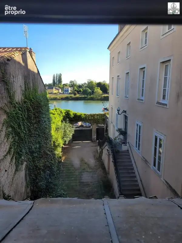 Appartement 5 pièces 170 m² à vendre à Tournus (71700) - photo 8