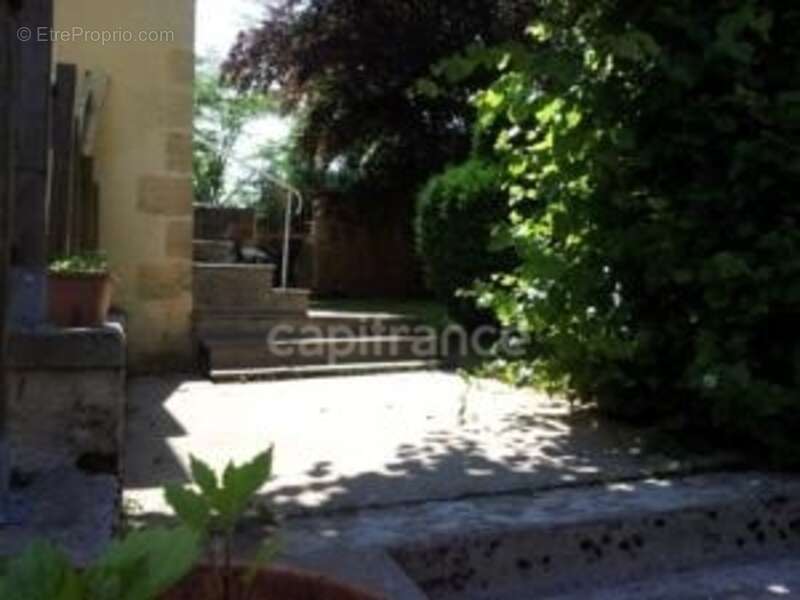 Maison à SAINT-CYPRIEN