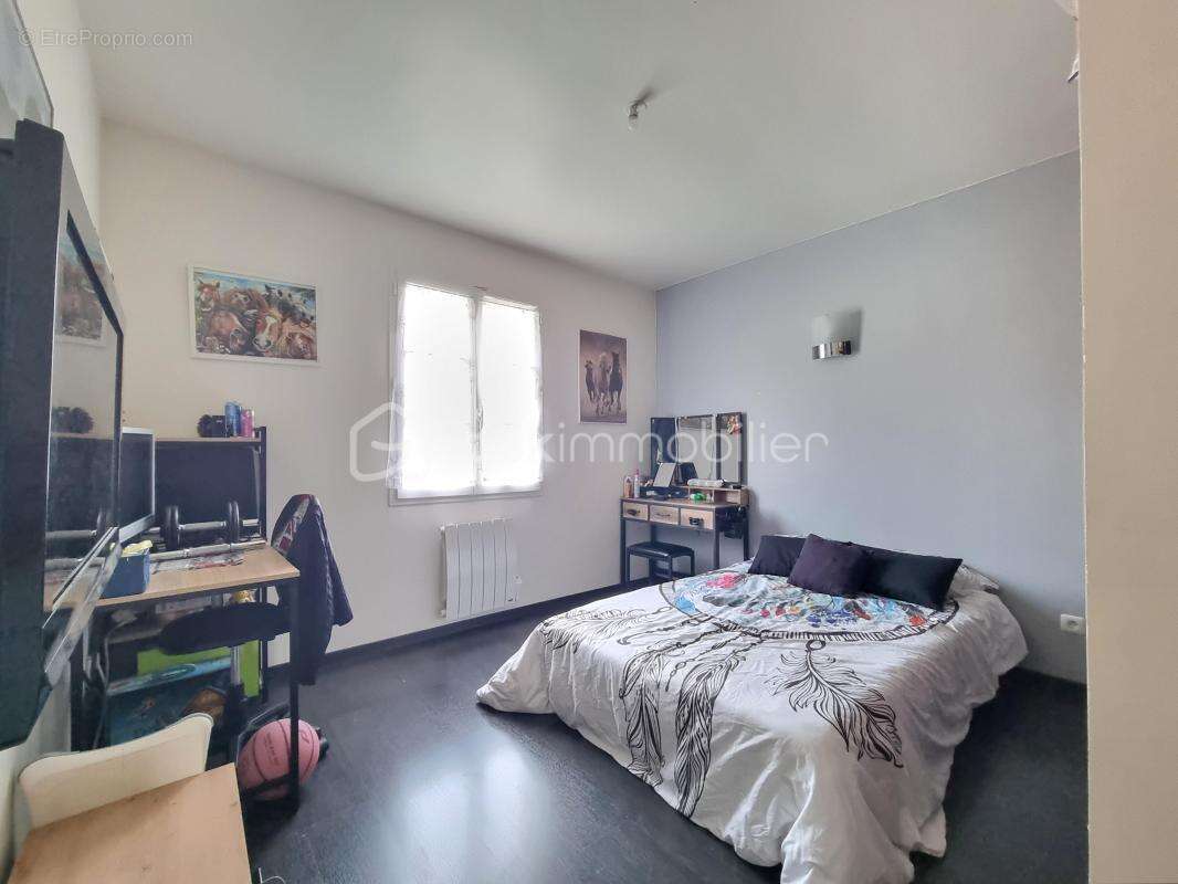 Maison à MONTIGNY-LENCOUP