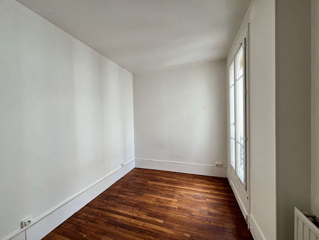 Appartement à LEVALLOIS-PERRET