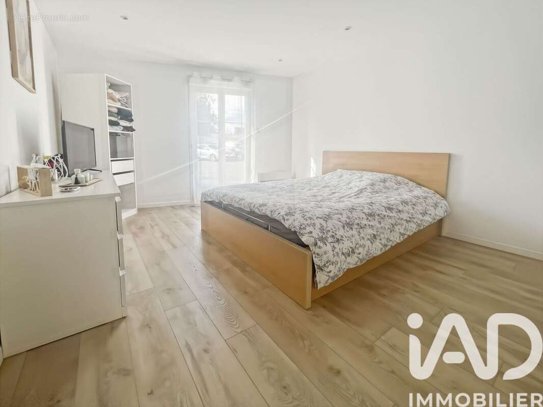 Photo 9 - Appartement à AUFFERVILLE