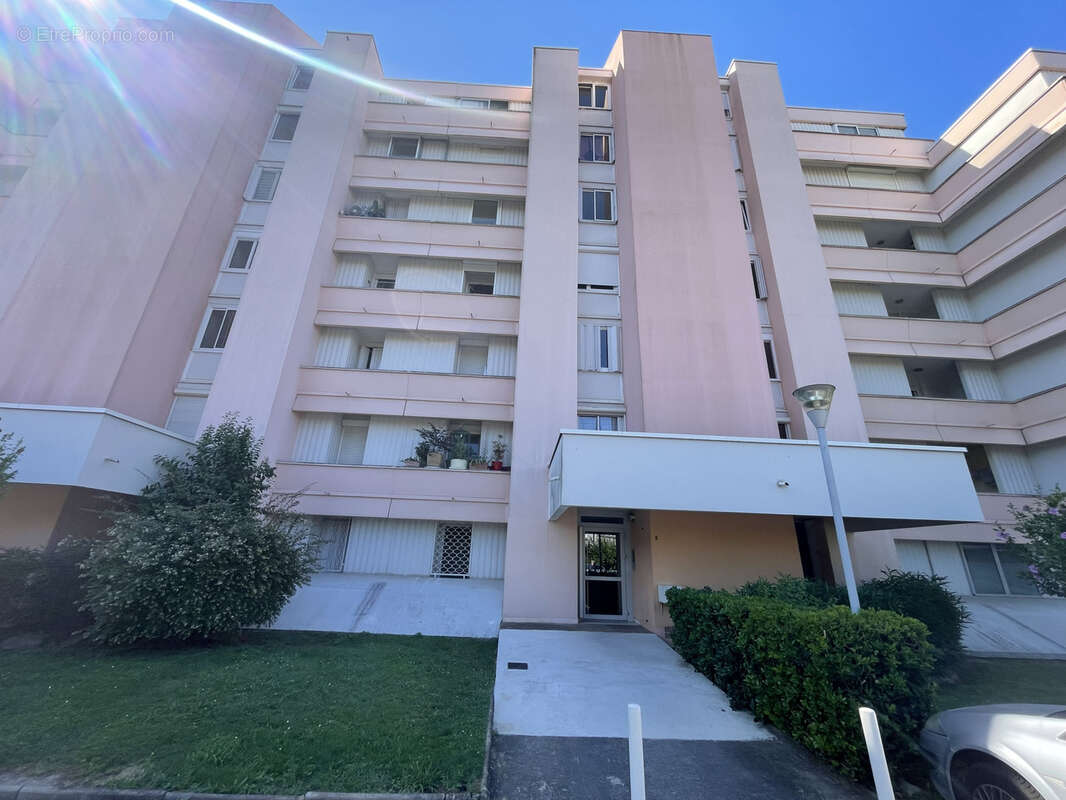 A vendre, Appartement T3 avec Garage et Cave - photo 10
