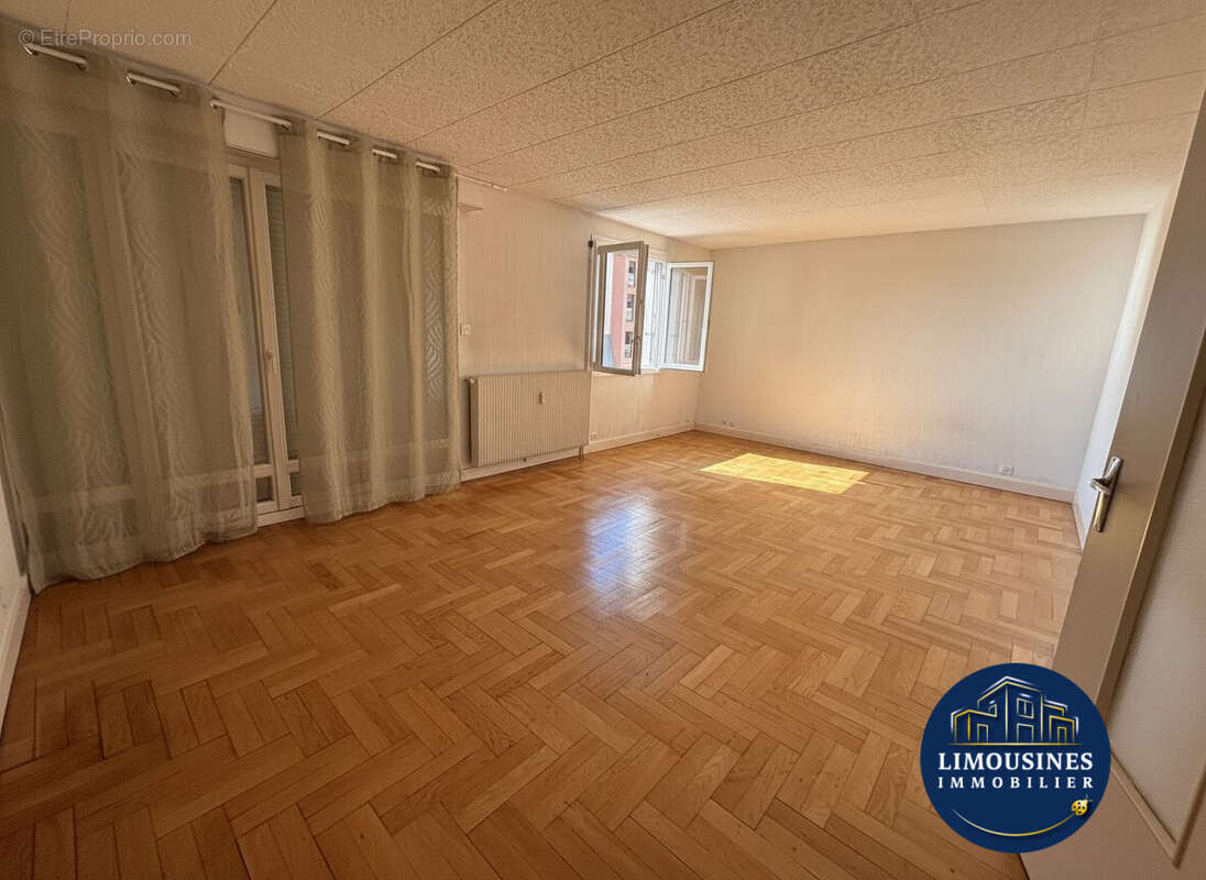 Appartement 65 m² à Limoges  - photo 2
