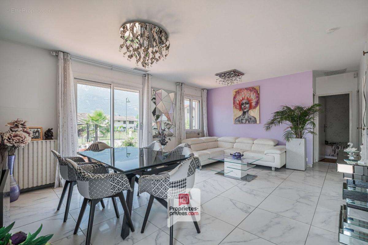 Maison à LE CHEYLAS