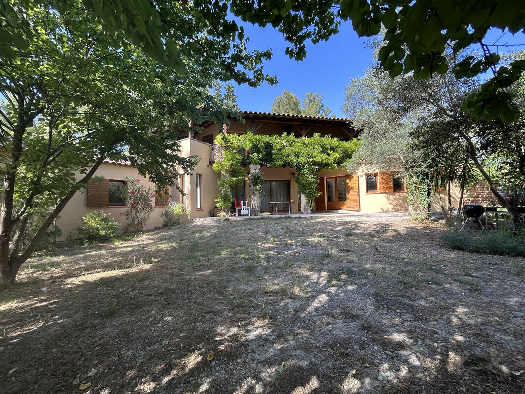 Maison à SAINT-VINCENT-DE-BARBEYRARGUES