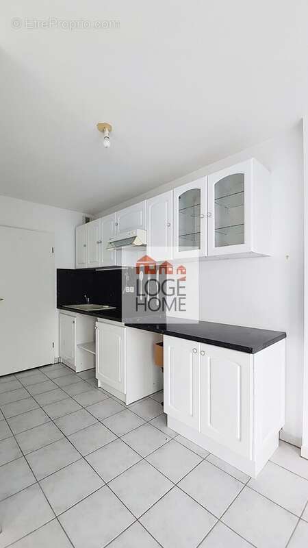 Cuisine équipée - Appartement à HENIN-BEAUMONT
