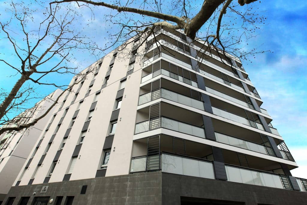 Appartement à LYON-8E