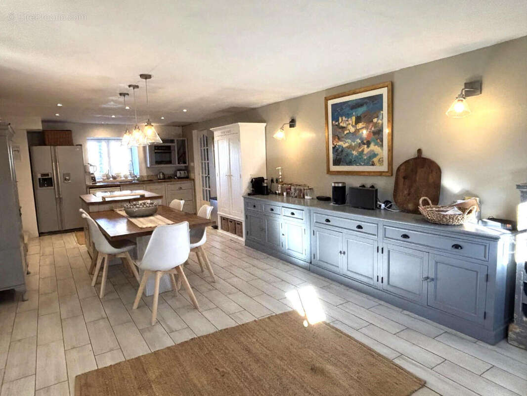 CUISINE - Maison à AUNAC