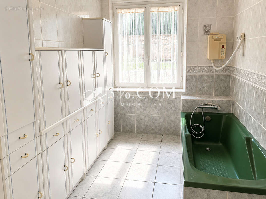 Immeuble  - terrain - garade - dependance  - einville-au-jard - photo 11