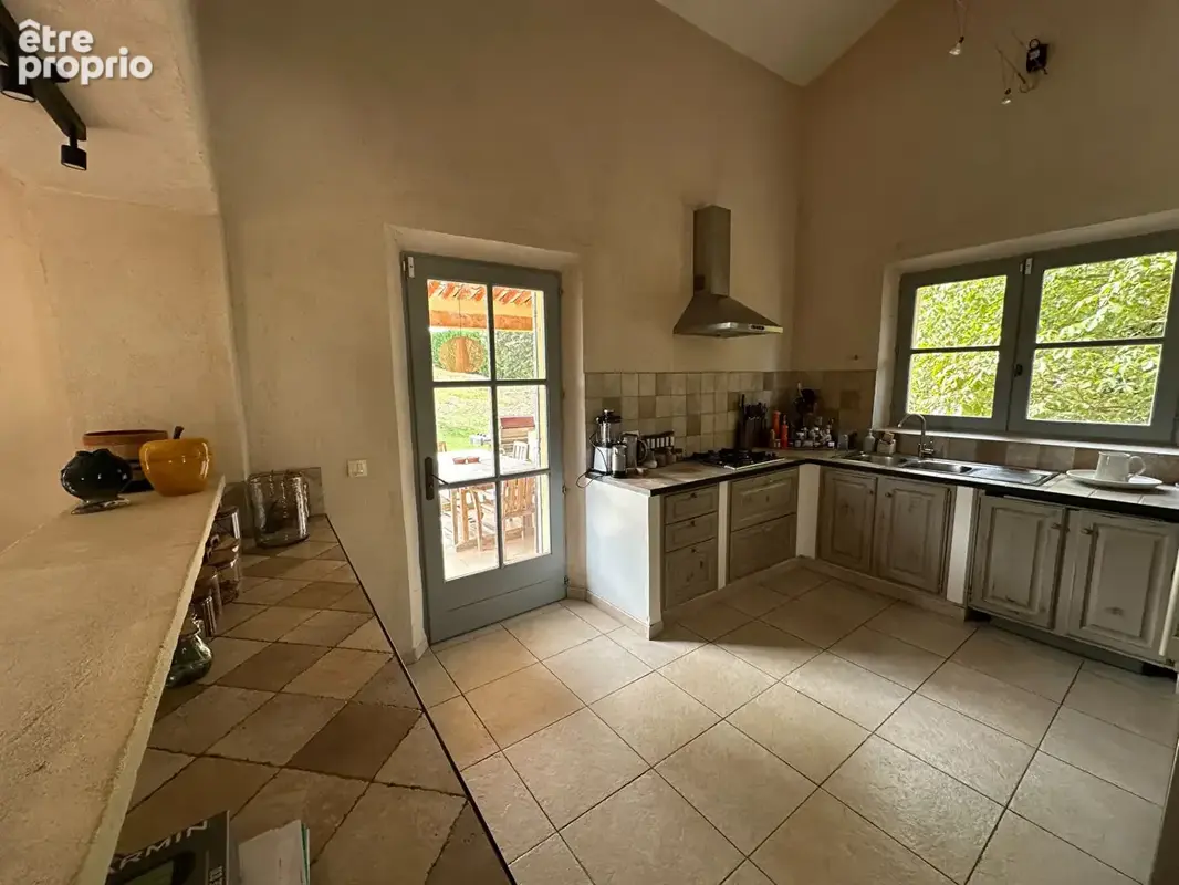 Vente Aix nord  proche Venelles LC Gestion vous propose une maison individuelle traditionnelle de 178m² sur 1800m² de terrain av - photo 12