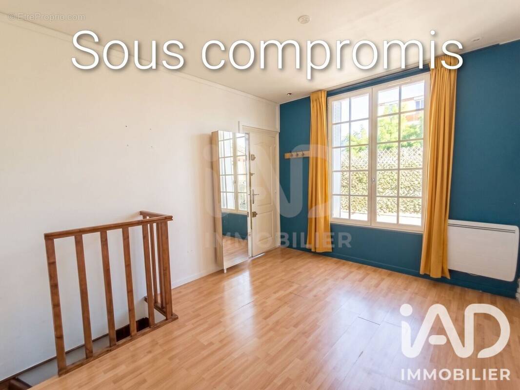 Photo 1 - Appartement à HOUILLES
