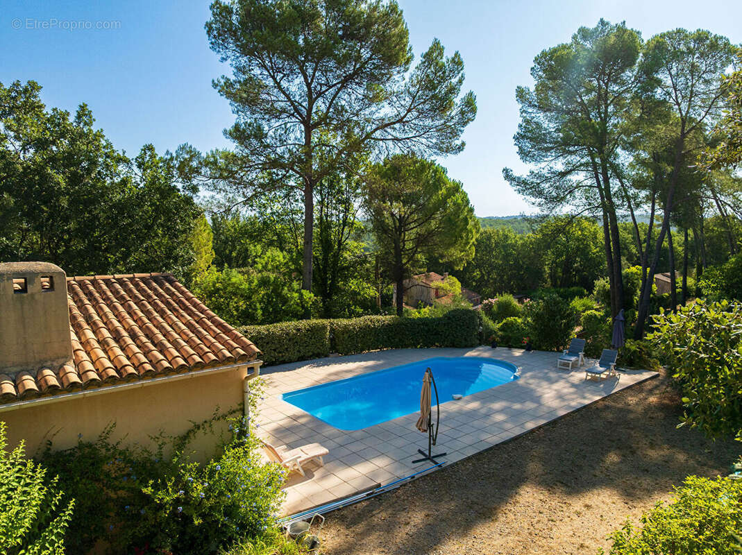 Maison à LE CANNET-DES-MAURES
