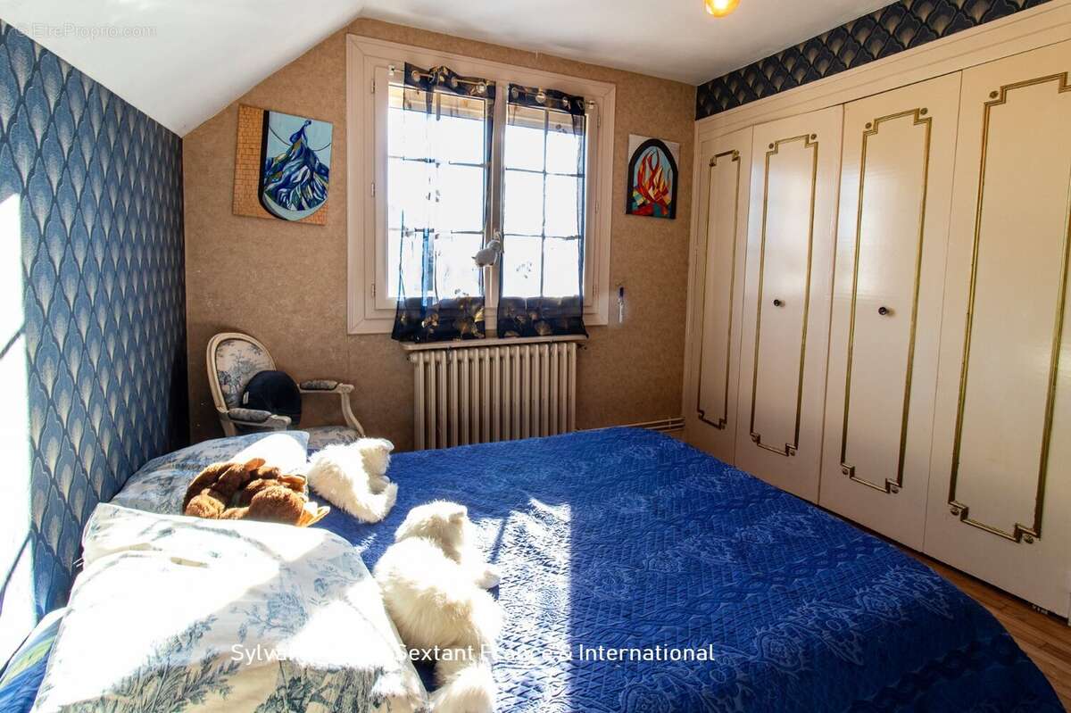 Maison à SAINTE-EULALIE-D&#039;ANS