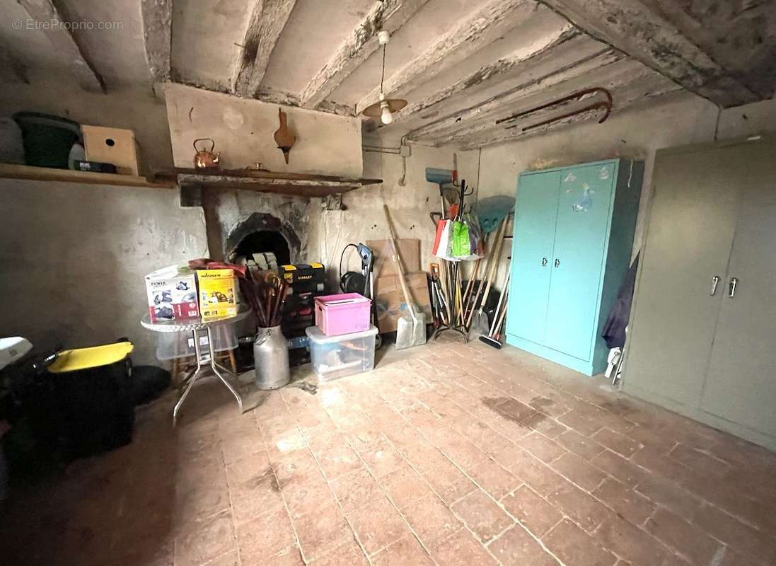 Maison à LE MELE-SUR-SARTHE