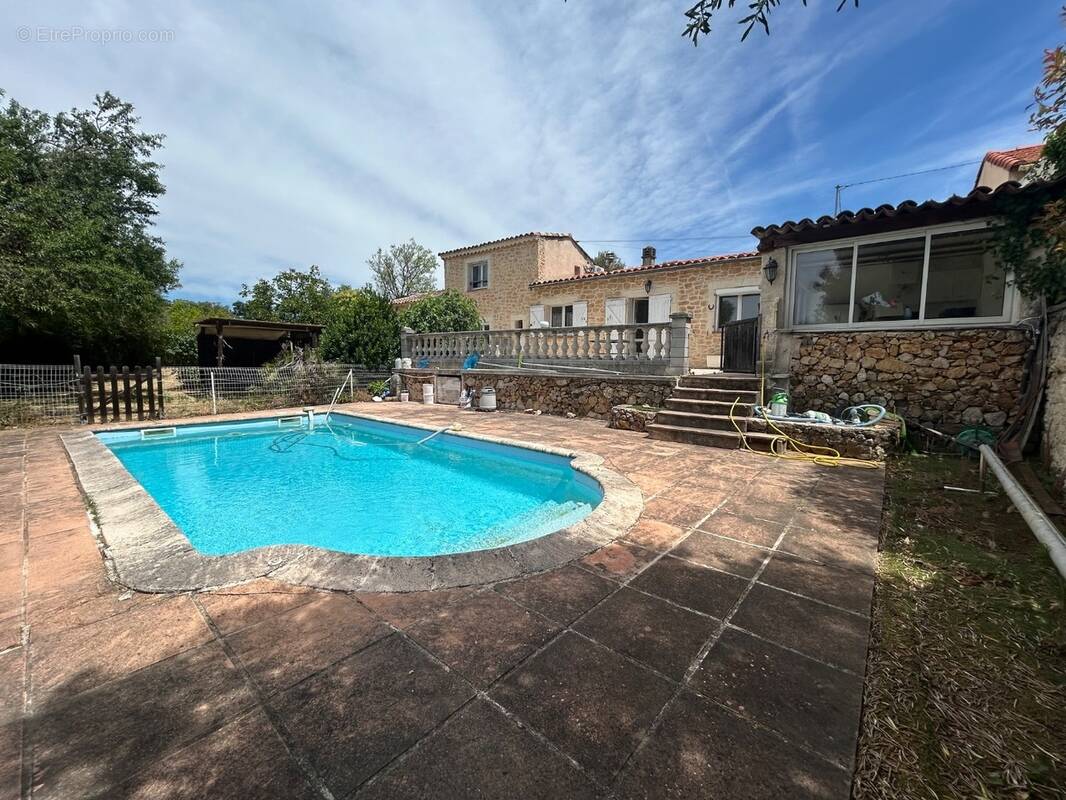 Maison 84 m² à Draguignan  - photo 1