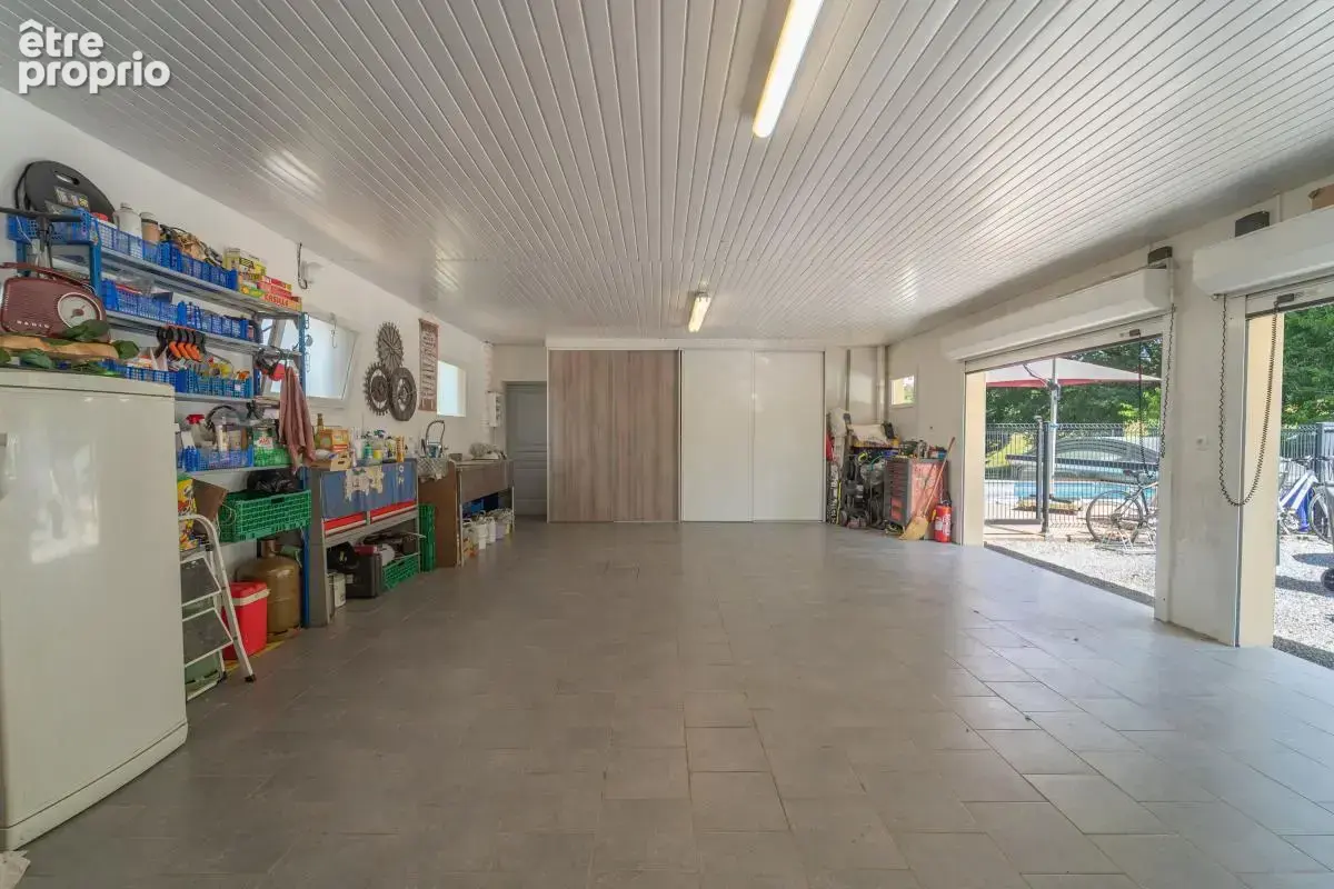 Maison 3 chambres avec grand terrain et prestations de qualité - photo 10