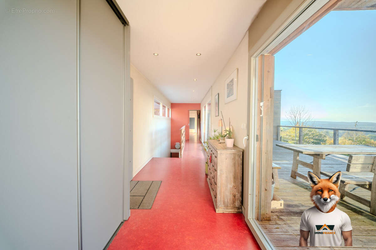 Maison à PLAIMBOIS-VENNES