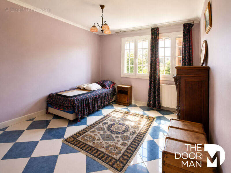Maison à FROUZINS